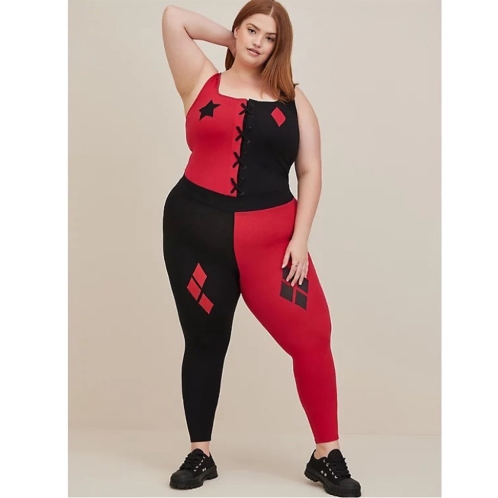 Torrid Harley Quinn DC Comics leggings tank set 2X 18-20 plus size Halloween NWT